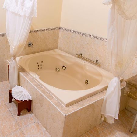 Hotel Casona Misiones Querétaro Dış mekan fotoğraf