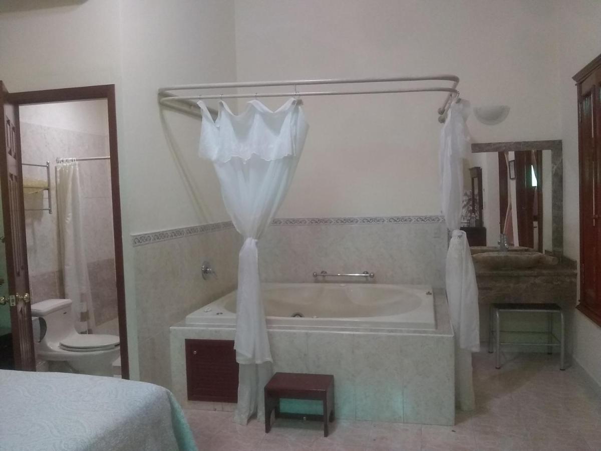 Hotel Casona Misiones Querétaro Dış mekan fotoğraf